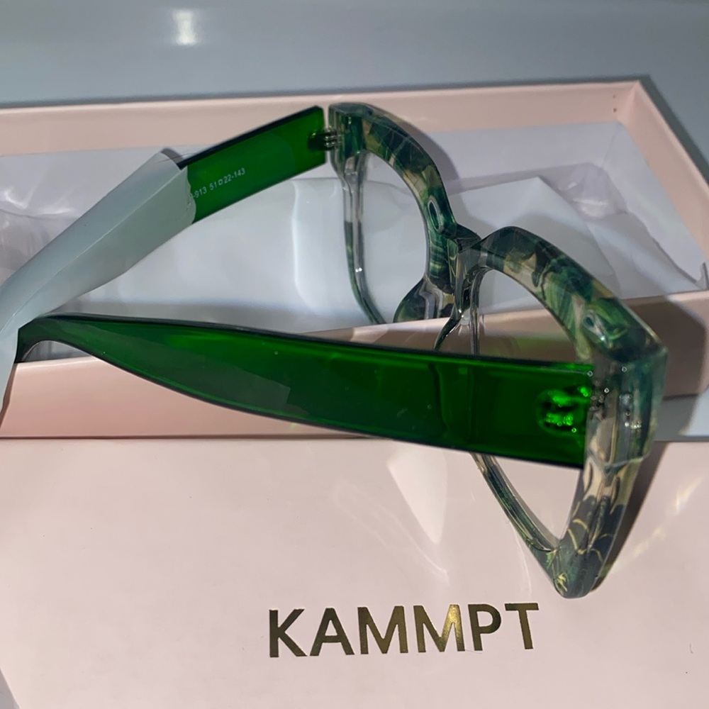 Vintage Square Glasses - Picture 3 of 5